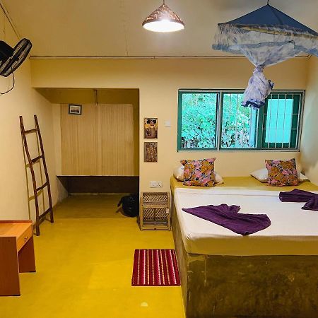 Lazy Monkey Sri Lanka Hostel Dikwella Bagian luar foto